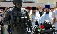 Крым почтил русских солдат установкой монумента