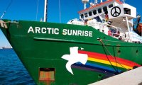 Ледокол "Арктик Санрайз" покинул Россию