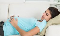 Почему беременным нельзя лежать на спине