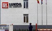 «ЛУКОЙЛ» спасается в США от санкций