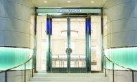 LVMH согласилась приобрести Tiffany по менее высокой цене