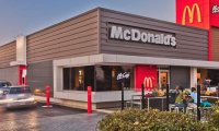 Макдональдс закрывает 700 забегаловок в США, люди требуют здоровую пищу