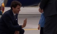 Маленький принц Джордж отказался подать руку канадскому премьеру