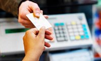 Малоимущим россиянам могут выдать продуктовые карточки