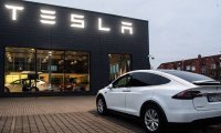 Маск сообщил, что акции Tesla будут «раздавлены, как суфле под кувалдой», если компания не будет контролировать расходы