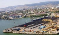 Махачкалинский порт выехал за счёт зерна и цемента