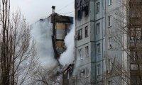 МЧС считает бомбу одной из возможных причин взрыва дома в Волгограде
