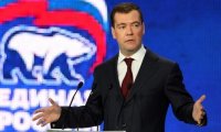 Медведев недоволен перекрасившимися единороссами