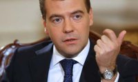 Медведев рассказал депутатам, как правительство стабилизирует экономику