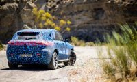 Mercedes рассказал об испытаниях электрического кроссовера EQC‍