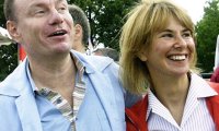 Миллиардер Потанин решил развестись с супругой через суд