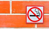 Минздрав - за штрафы для курильщиков