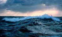 Мировой океан каждую секунду впитывает энергию 5 атомных бомб