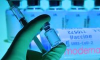 Moderna собирается предложить свою вакцину сотрудникам, подрядчикам и совету директоров