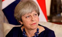 Мэй хочет объявить дипломатическую войну России