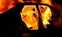 На Бадаева горела машина. Очевидцы говорят о взрыве‍