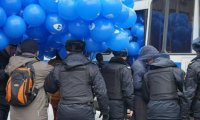 На митинге в Москве полиция арестовала шарики, назвав их беспилотниками
