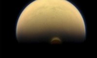 На Титане обнаружено ледяное облако-монстр