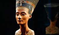 Найдена усыпальница Нефертити
