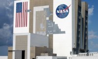 NASA следует сосредоточиться на спасении Земли