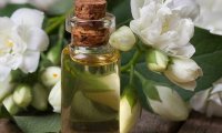 Названы 6 лучших эфирных масел для повышения либидо