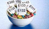 Названы опасные добавки в обычных пищевых продуктах