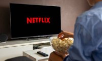 Netflix потерял 970 тысяч подписчиков, но прогнозирует прирост в 1 миллион в следующем квартале