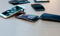 Новый iPhone 6 развеял миф о своей хрупкости