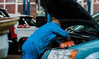 Обслуживание автомобиля профессиональным официальным автосервисом