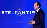 Обвал на четверть - как рекордные убытки Stellantis потрясли авторынок