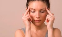 Осенью и зимой люди чаще страдают от мигреней