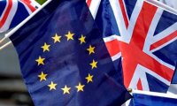 Парламент Великобритании провалил сделку по Brexit