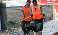 Пенсионерам предложат массово работать на стройках вместо мигрантов