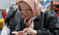 Пенсионеры начали выживать за счет просрочки