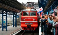 Первый пассажирский поезд прибыл в Крым