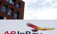 Пивоваренная компания AB InBev официально предложила купить SABMiller