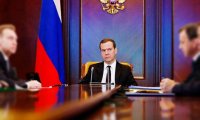 Почти 40% россиян раскритиковали работу правительства Медведева
