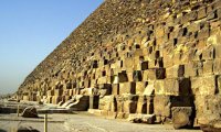 Под Каиром найдены руины неизвестной древнеегипетской пирамиды‍