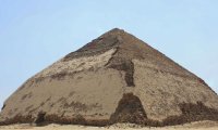 Под Каиром нашли ранее неизвестную пирамиду 