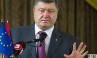 Порошенко попросил подготовить новые санкции против России