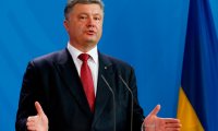 Порошенко хочет вписать расставание с Россией в Конституцию