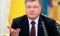 Порошенко зовет миротворцев