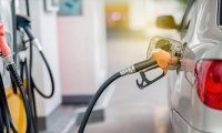 После снижения скидок на заправках во Франции резко выросли цены на топливо