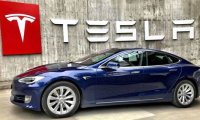 Поставки автомобилей Tesla выросли по итогам «исключительно сложного» квартала