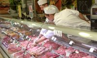 Поставщики продуктов просят запретить спекуляции