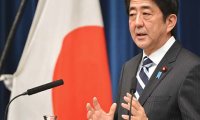 Премьер Японии заверил, что не едет в Москву из-за занятости