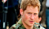 Принц Гарри вышел в свет с новой девушкой
