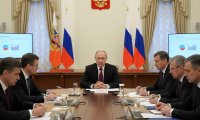 Путин дал поручения по итогам прямой линии с народом
