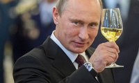 Путин дал поручения по противодействию распространению спиртосодержащих продуктов