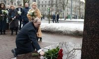 Путин побывал в Петербурге на годовщине смерти Собчака